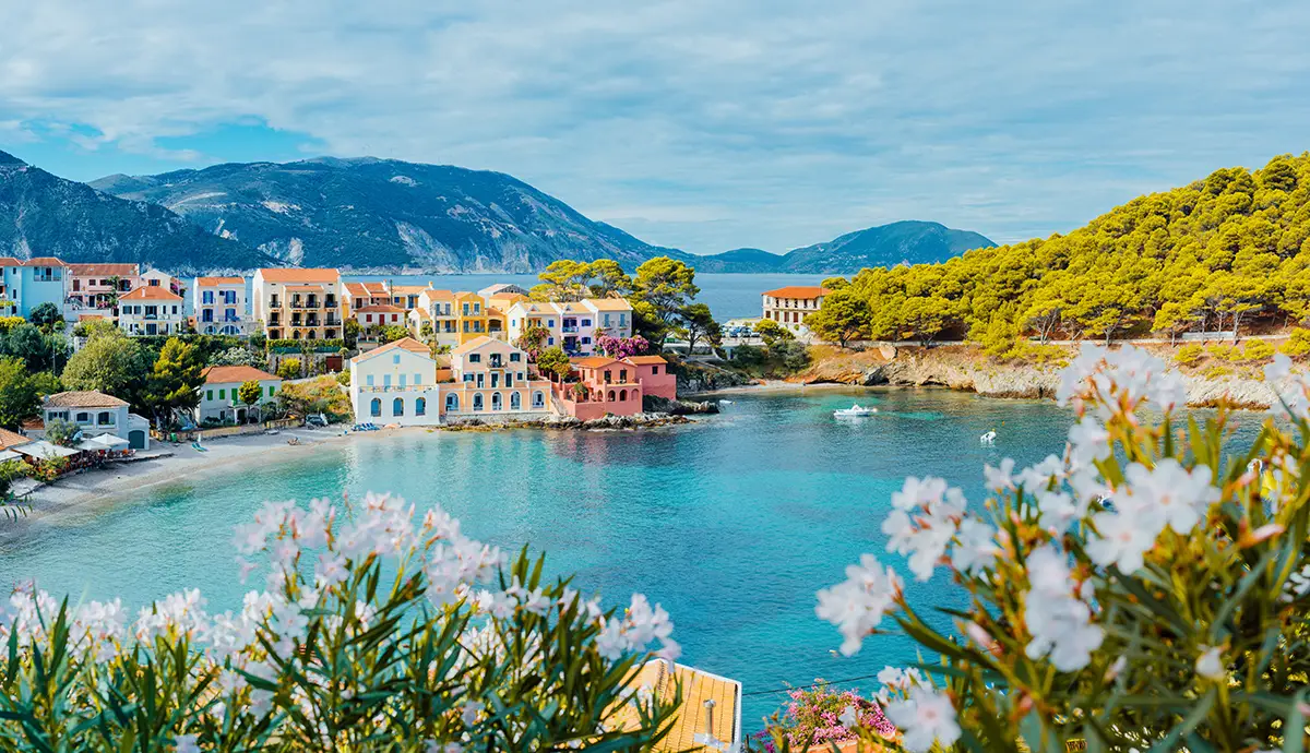 Buying Property in Greece in 2025: The Complete Guide for Foreigners