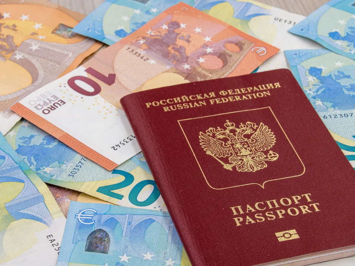 How Russians with a Second Passport Can Apply for EU Residency