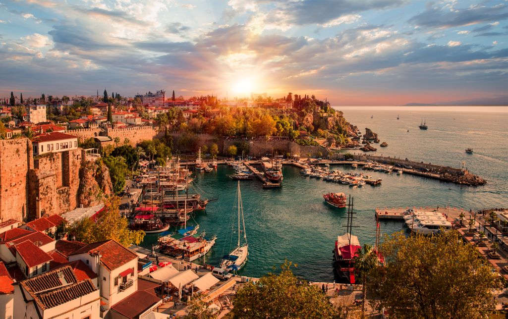 An aerial view of the harbor in Antalya, Türkiye