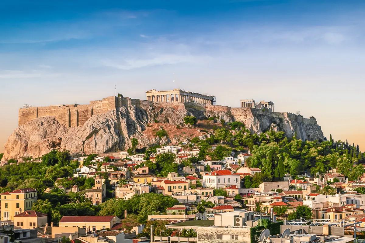 Greece Golden Visa vs Startup Visa: Which €250K Investment Route Is Better in 2026?