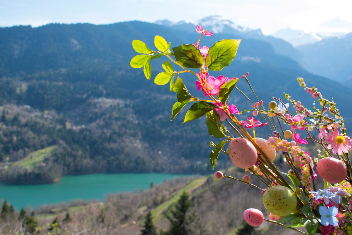 Easter in Greece: What It's Like & What to Expect