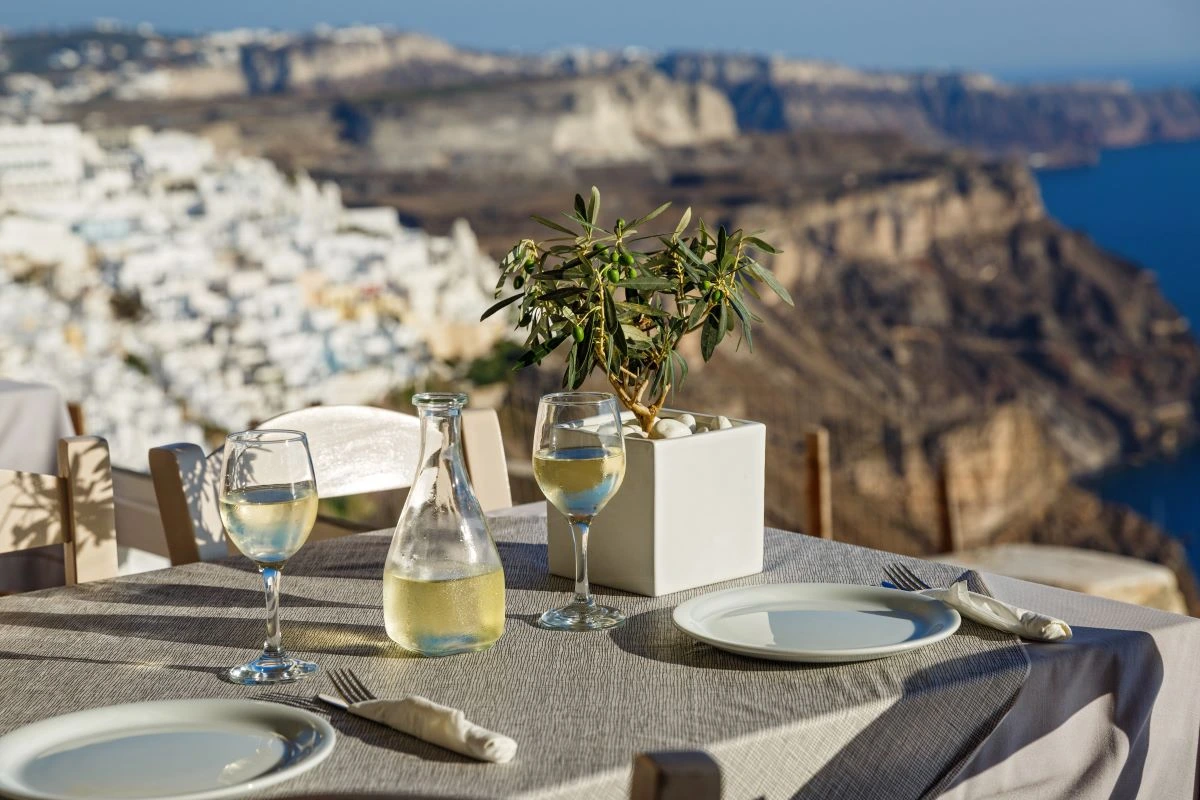 greek food wine